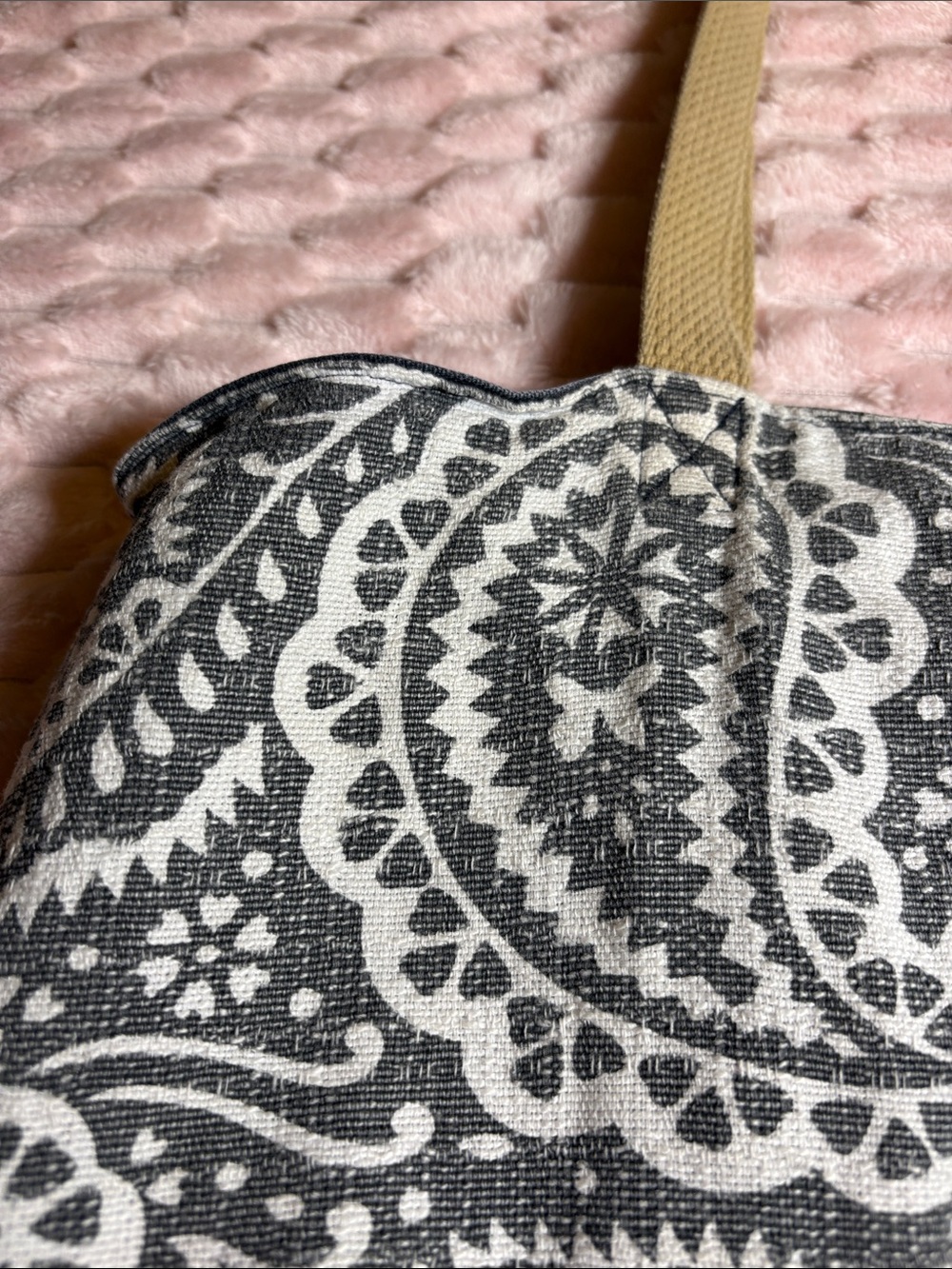 100% Cotton Handmade Gray & White Tote with Gold Logo - Picture 3 of 14